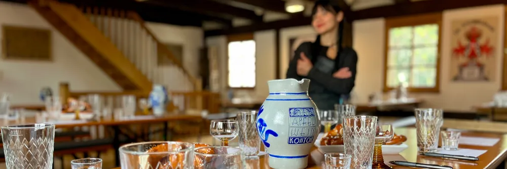 A Photo of Offenes Apfelwein Tasting
